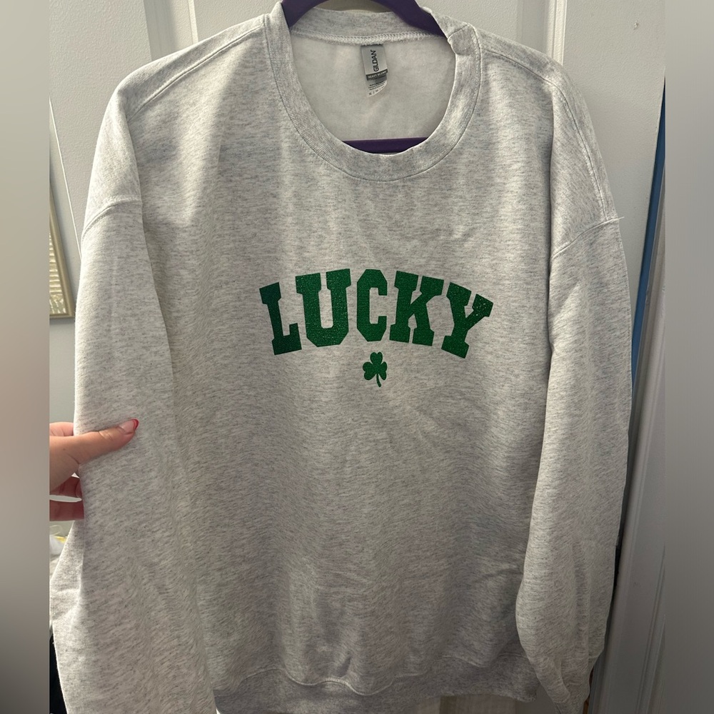 Lucky Crew Sweatshirt